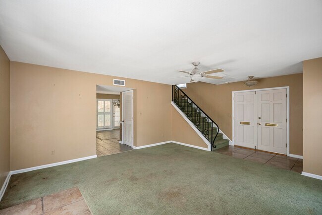 Building Photo - 324 Laurens St SW