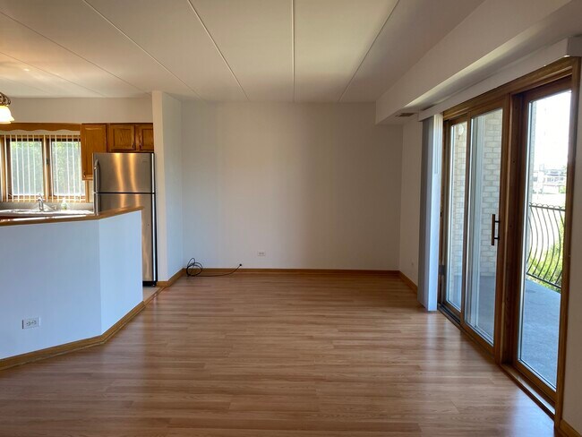Foto del edificio - 6889 W 79th St