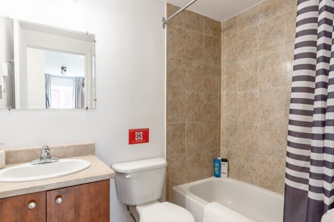 Photo du bâtiment - 1407 Rue Aylwin