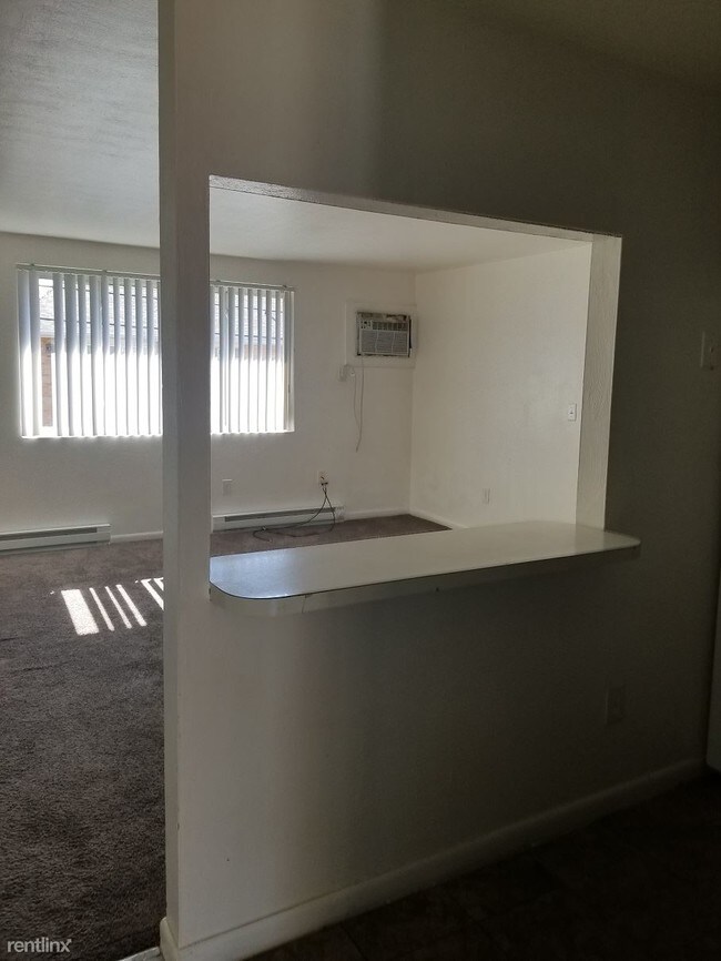 Building Photo - 2 br, 1 bath  - 410 N Cherrywood Ave
