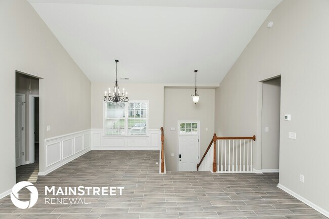 Building Photo - 5264 Miranda Way