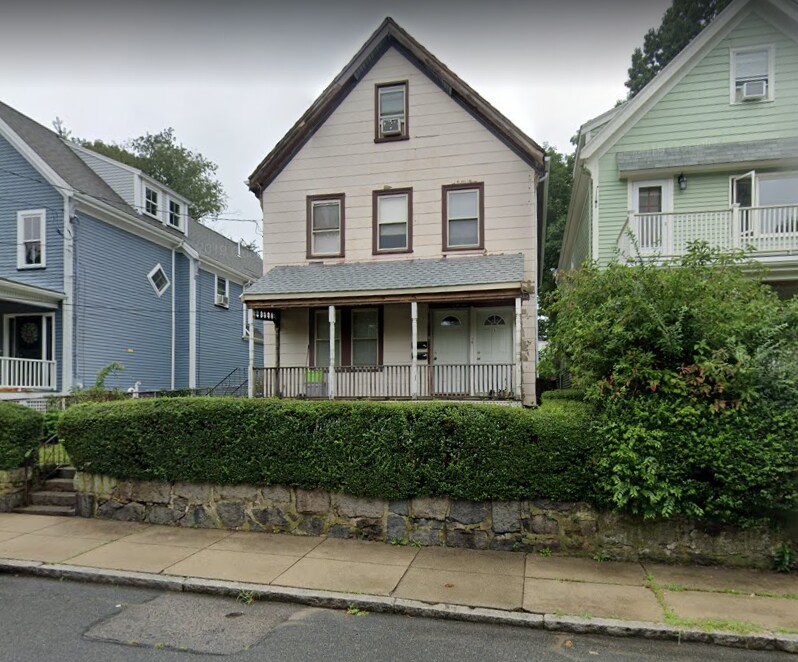 Primary Photo - 24 Ventura St
