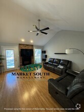 Building Photo - 27 S Nicholson Cir