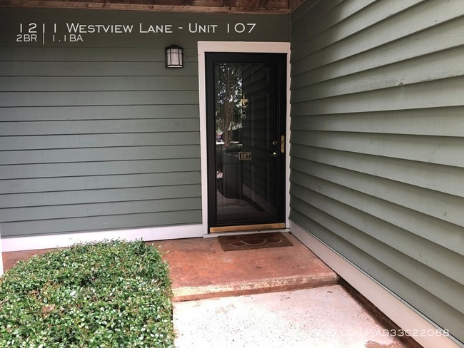 Building Photo - 1211 Westview Lane Unit 107 - Available Now!