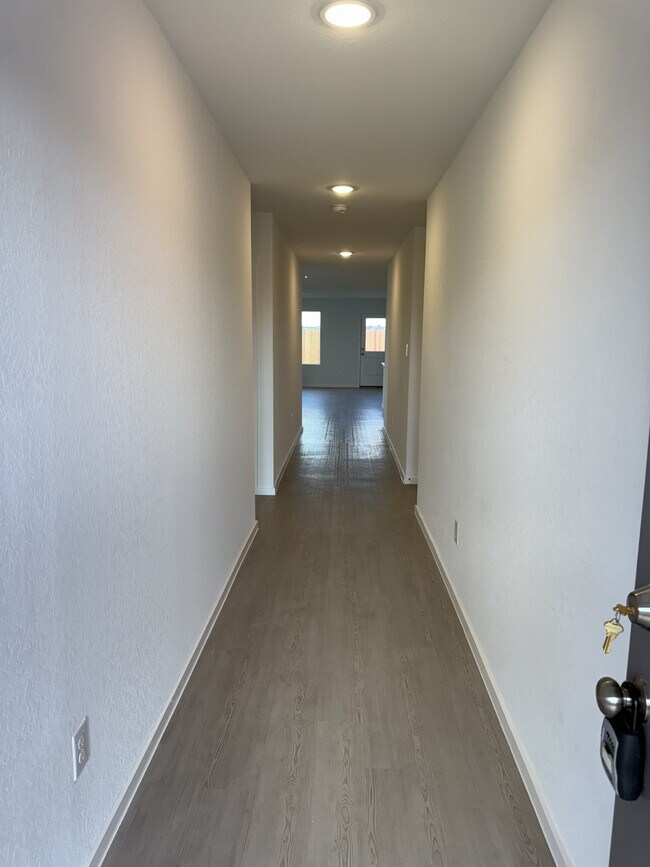 Foto del edificio - 1836 Wood Warbler Ln