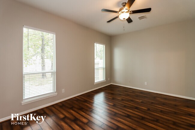 Foto del edificio - 1023 Casting Springs Way