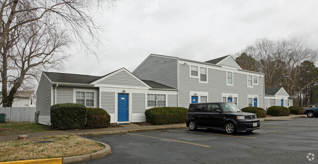 Building Photo - Elkhart Apartments