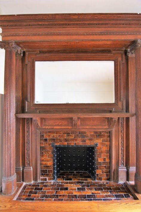 Building Photo - 335 W 76th St