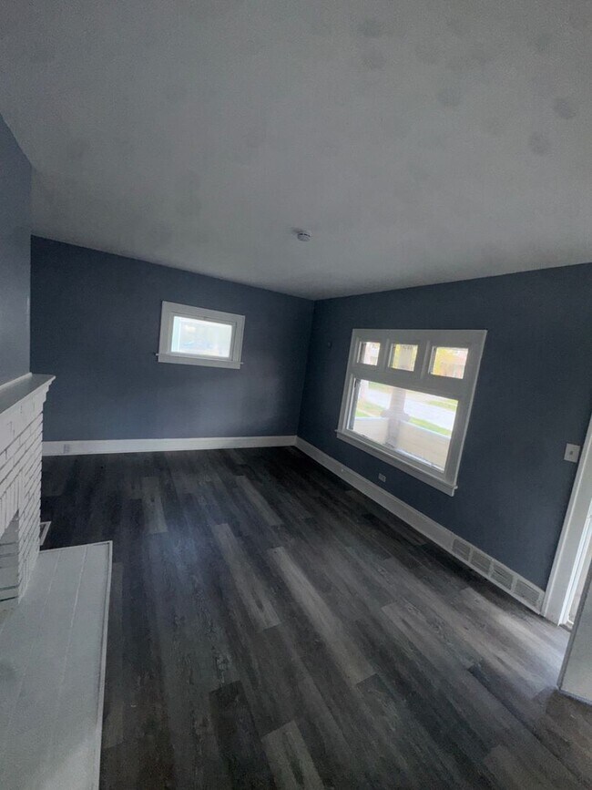 Foto del edificio - 4136 E 135th St