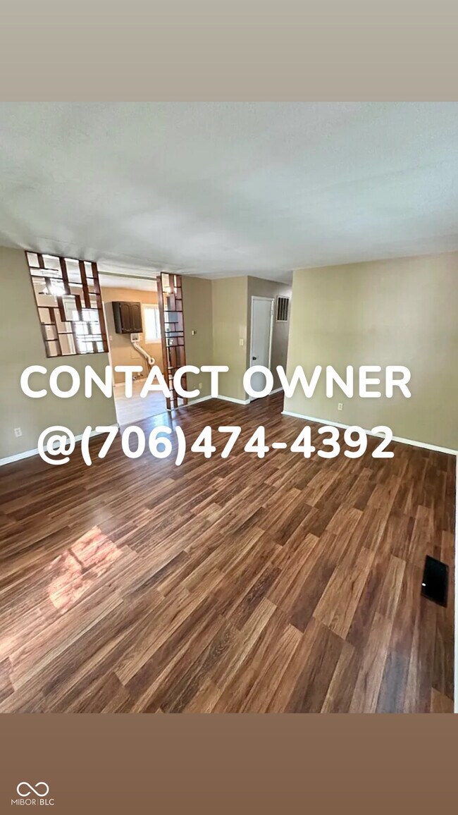 Foto del edificio - 5211 Mohawk Dr