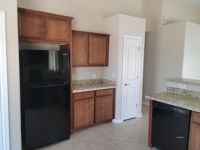 Building Photo - 1358 Roper Ln