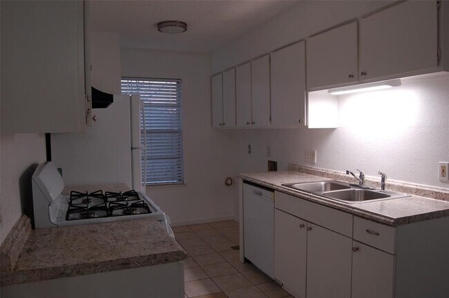 Foto del edificio - 1428 W Braker Ln