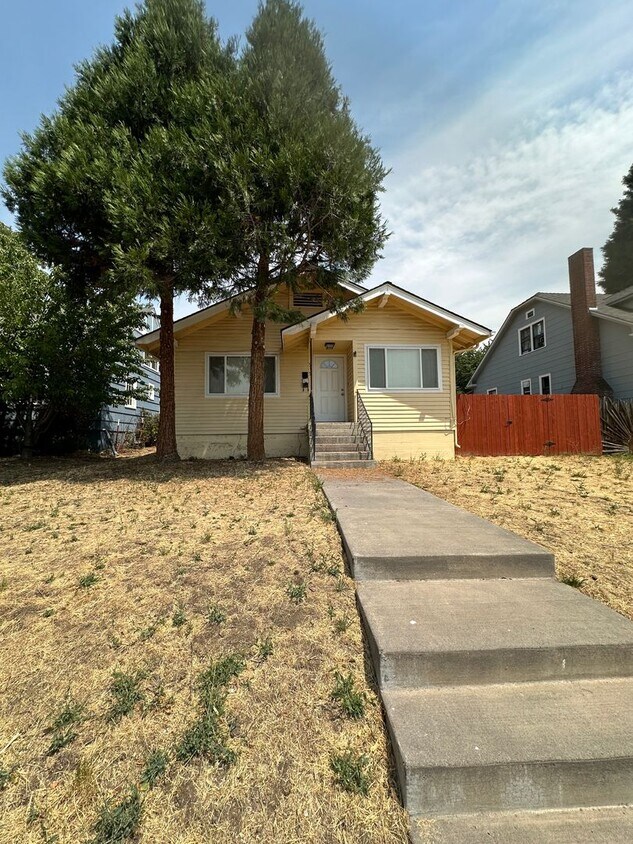 Foto principal - 919 N Eldorado Ave