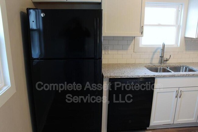 Foto del edificio - 230 E Washington Ave