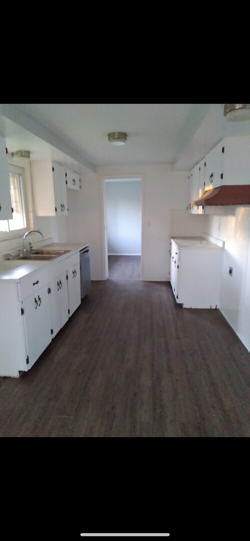 Foto del edificio - Check out this 3bdr, 2 bath ranch in Huber...