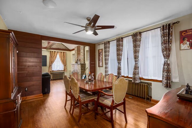 Foto del edificio - 5638 Botanical Ave