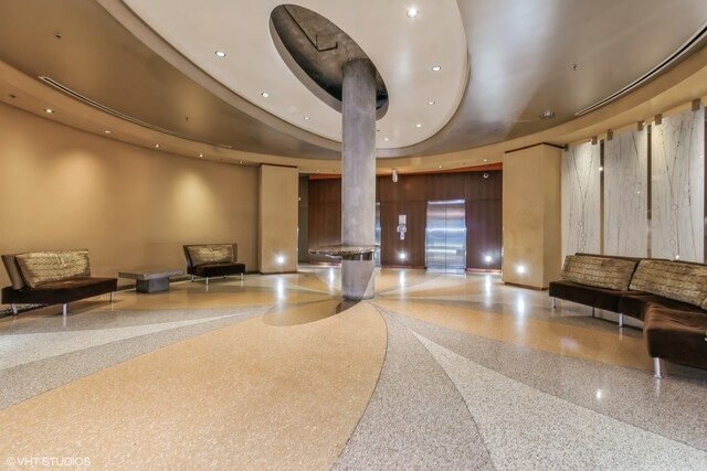 Foto del edificio - 125 E 13th St