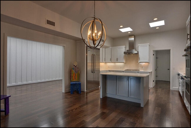 Building Photo - 6006 Balcones Ct