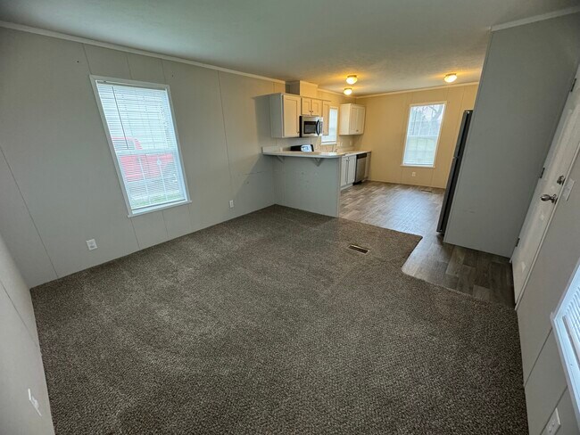 Foto del edificio - 2417 Birch St