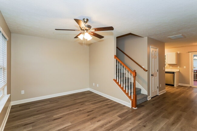 Foto del edificio - 417 Scotts Creek Trail