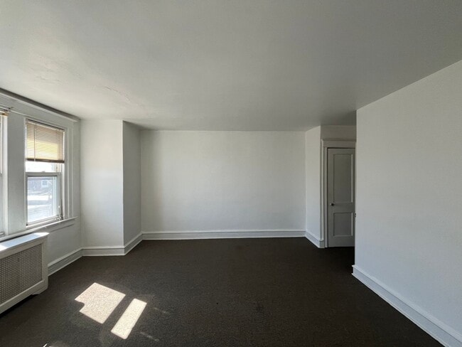 Building Photo - 7220 Marsden St