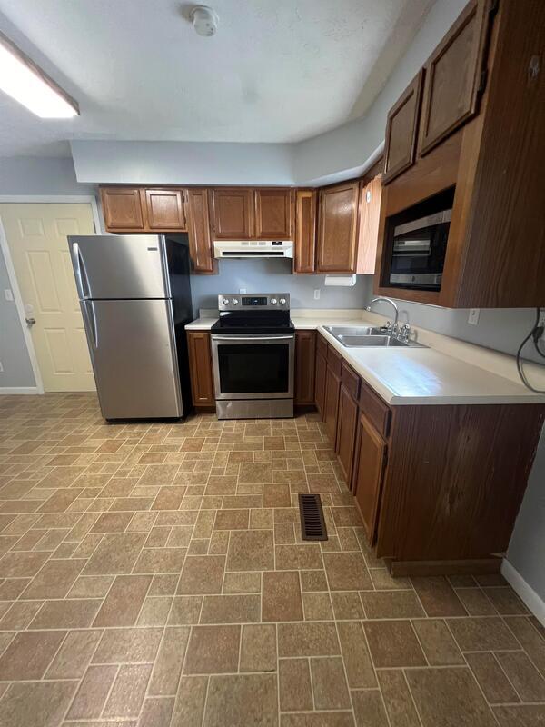 Building Photo - 6146b Childers Rd