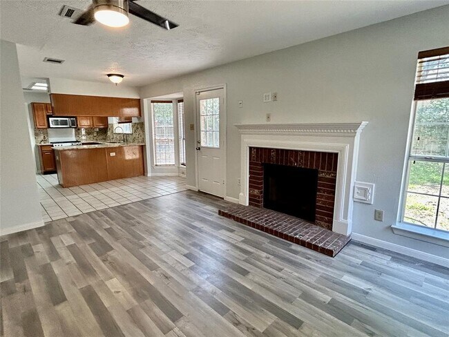 Building Photo - 14210 Heather Falls Way