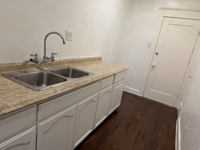 Foto del edificio - 1425 Alvarado Terrace