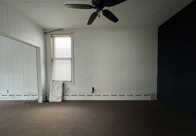 Building Photo - 194 Linden Ave