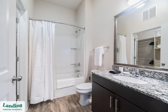 Foto del edificio - 655 W Mallard Creek Church Rd