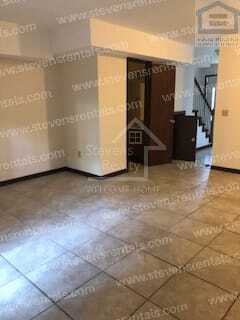 Building Photo - Nice Apartment, Great Neighborhood