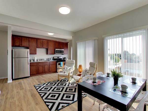 Foto del edificio - 2805 E 16th St