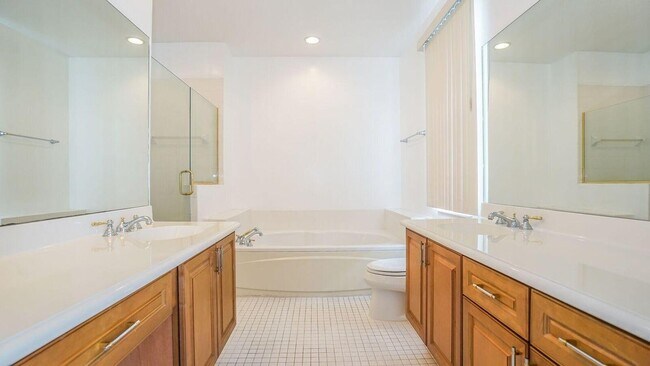 Foto del edificio - 3833 NW 5th Ter