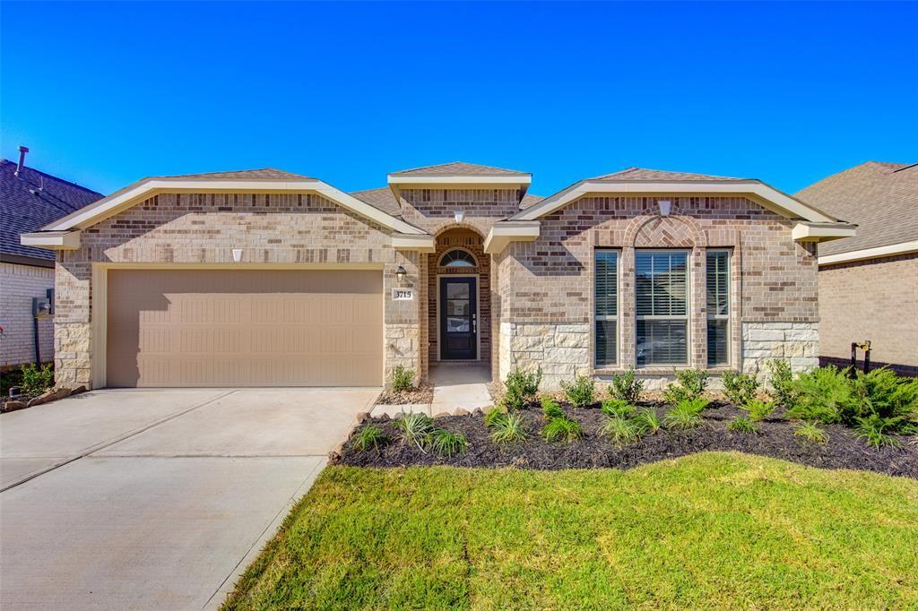 Foto principal - 3715 McCrary Falls Wy