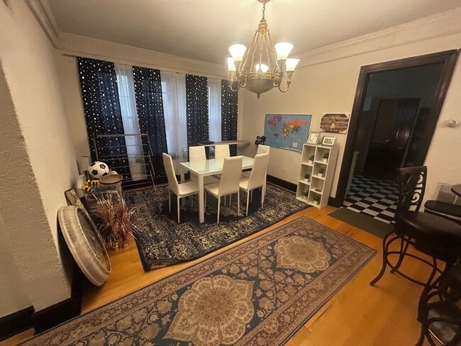 Interior Photo - 2550 Lake