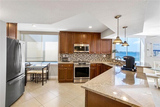 Building Photo - 5279 Isla Key Blvd S