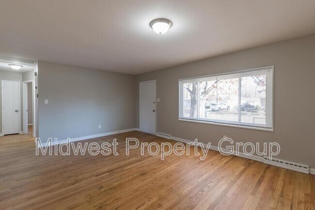 Foto del edificio - 6717 Lightwood Drive
