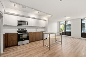 Building Photo - 280 Western