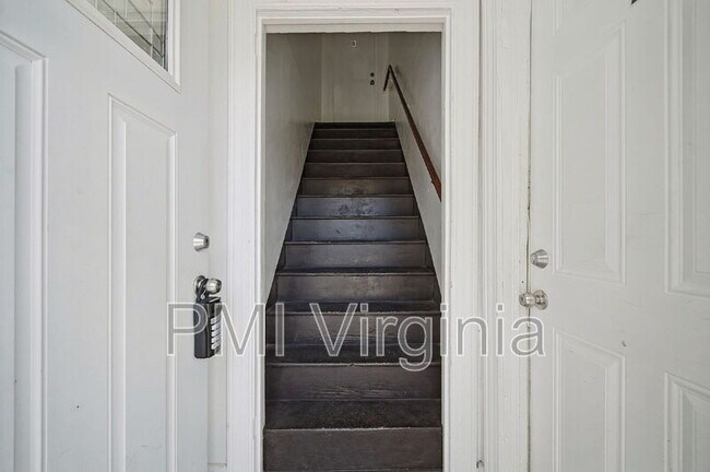 Foto del edificio - 3841 Chatham Cir