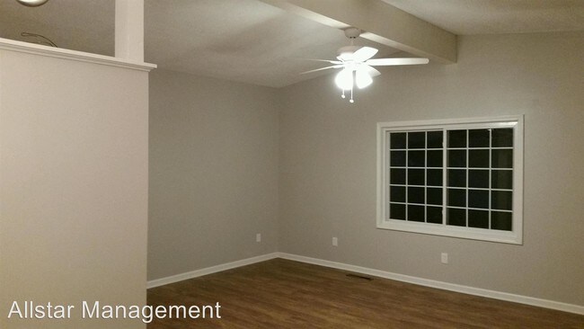 Foto del edificio - 6320 Springwood Rd