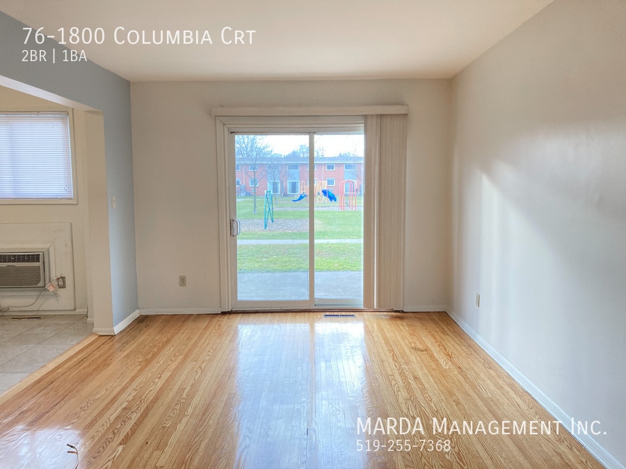 Primary Photo - CHARMING 2 BED/1 BATH TOWNHOUSE - SIERRA W...