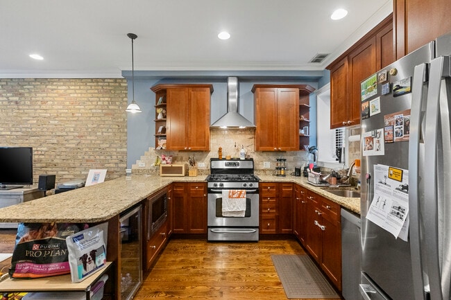 Foto del edificio - 5219 N Winthrop Ave