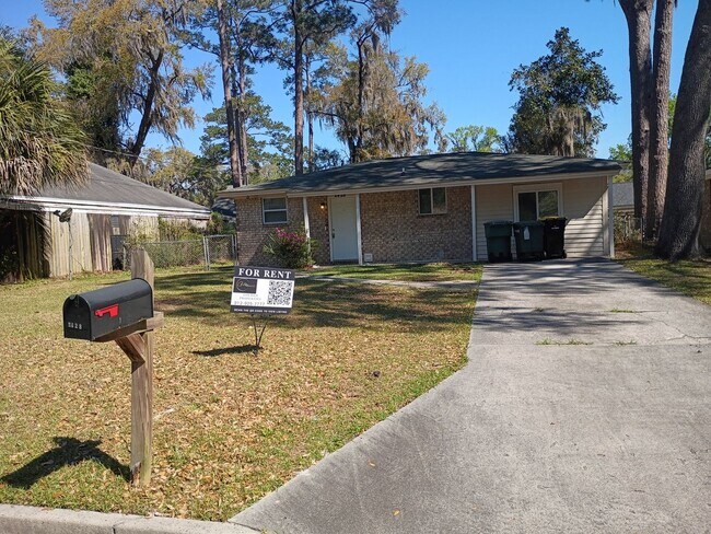 Foto del edificio - MOVE IN READY