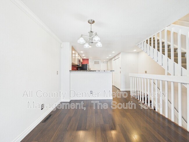 Foto del edificio - 11555 W 70th Pl