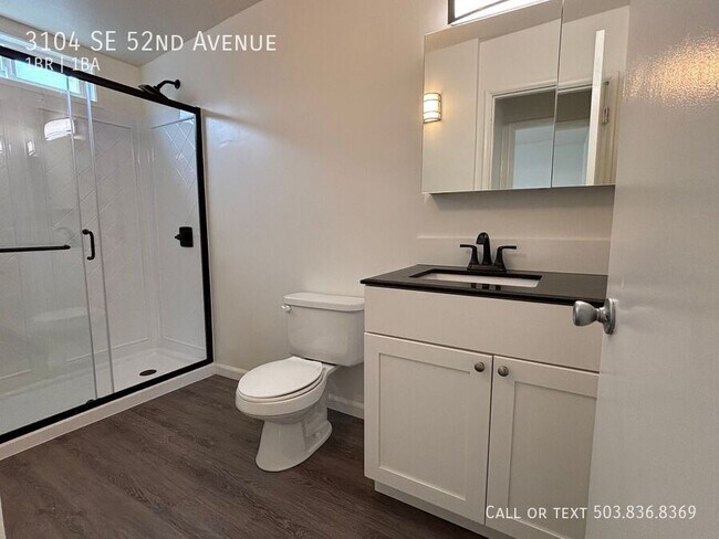 Foto del edificio - 3104 SE 52nd Ave