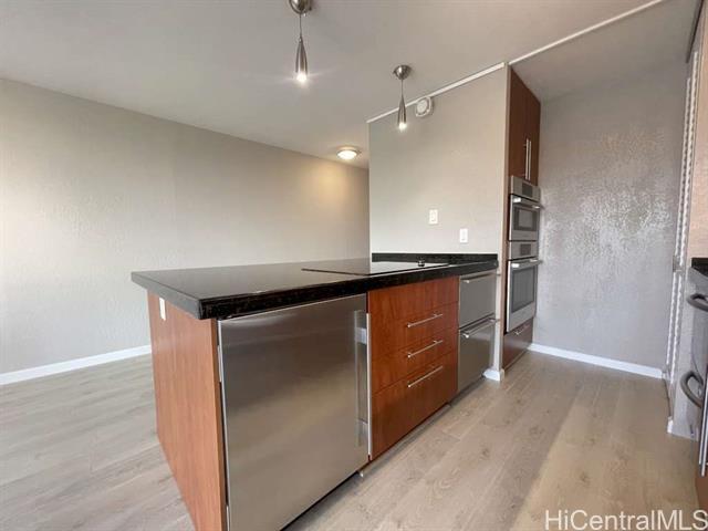 Foto del edificio - 320 Lili?uokalani Ave