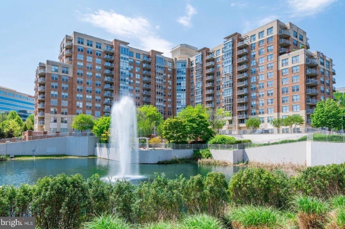 11800 Sunset Hills Rd Unit 209, Reston, VA 20190 Condo for Rent in Reston, VA