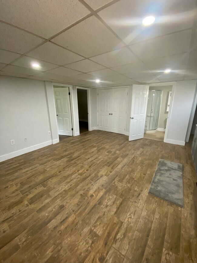 Foto del edificio - 87 Fisher Ln