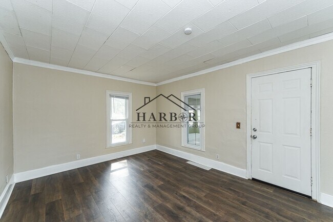 Foto del edificio - 225 10th St NW