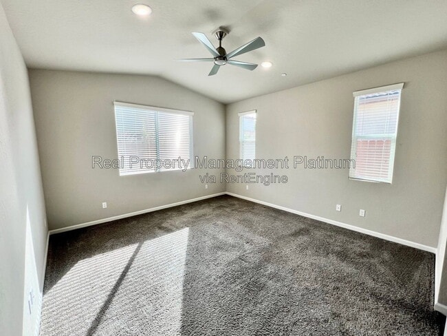 Foto del edificio - 4060 Sussex Ave